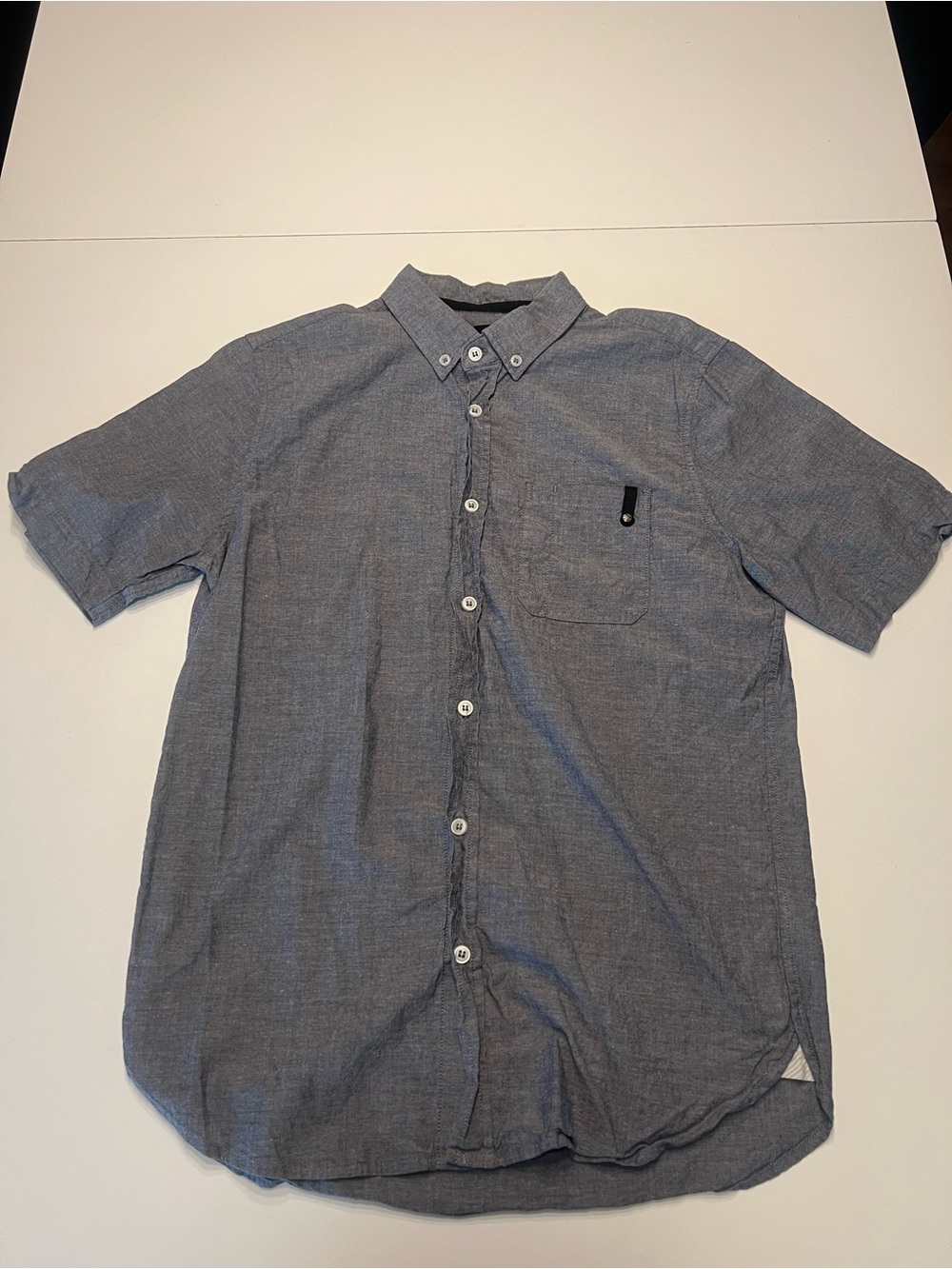 BUNDLE 5 shirts made in Canada